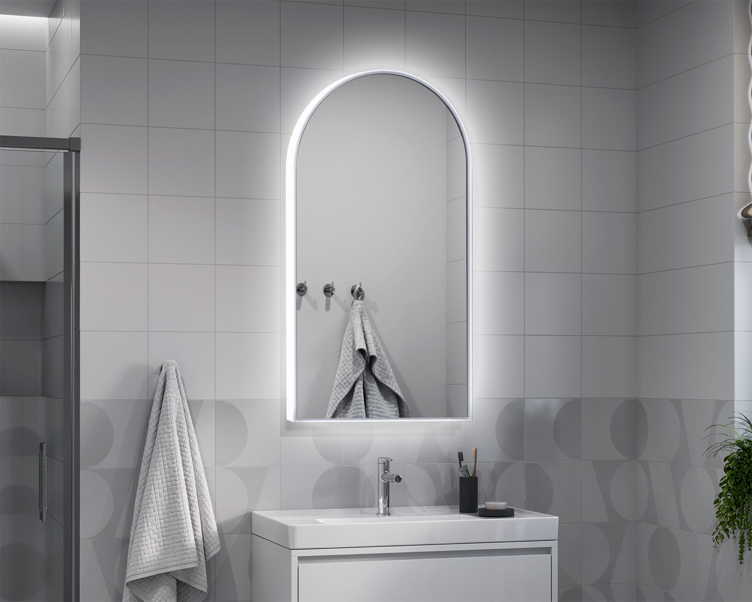 Illuminated mirror in an acrylic frame Brillo Deli Crystal