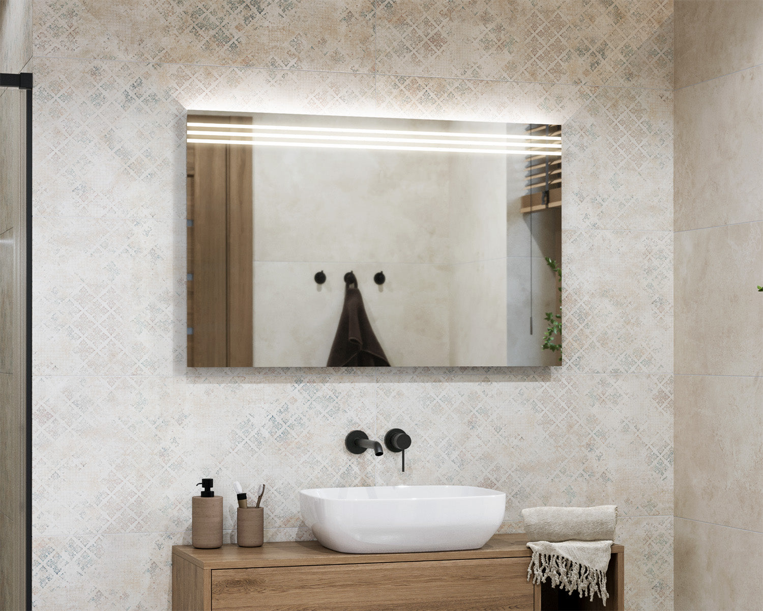 Laro illuminated mirror