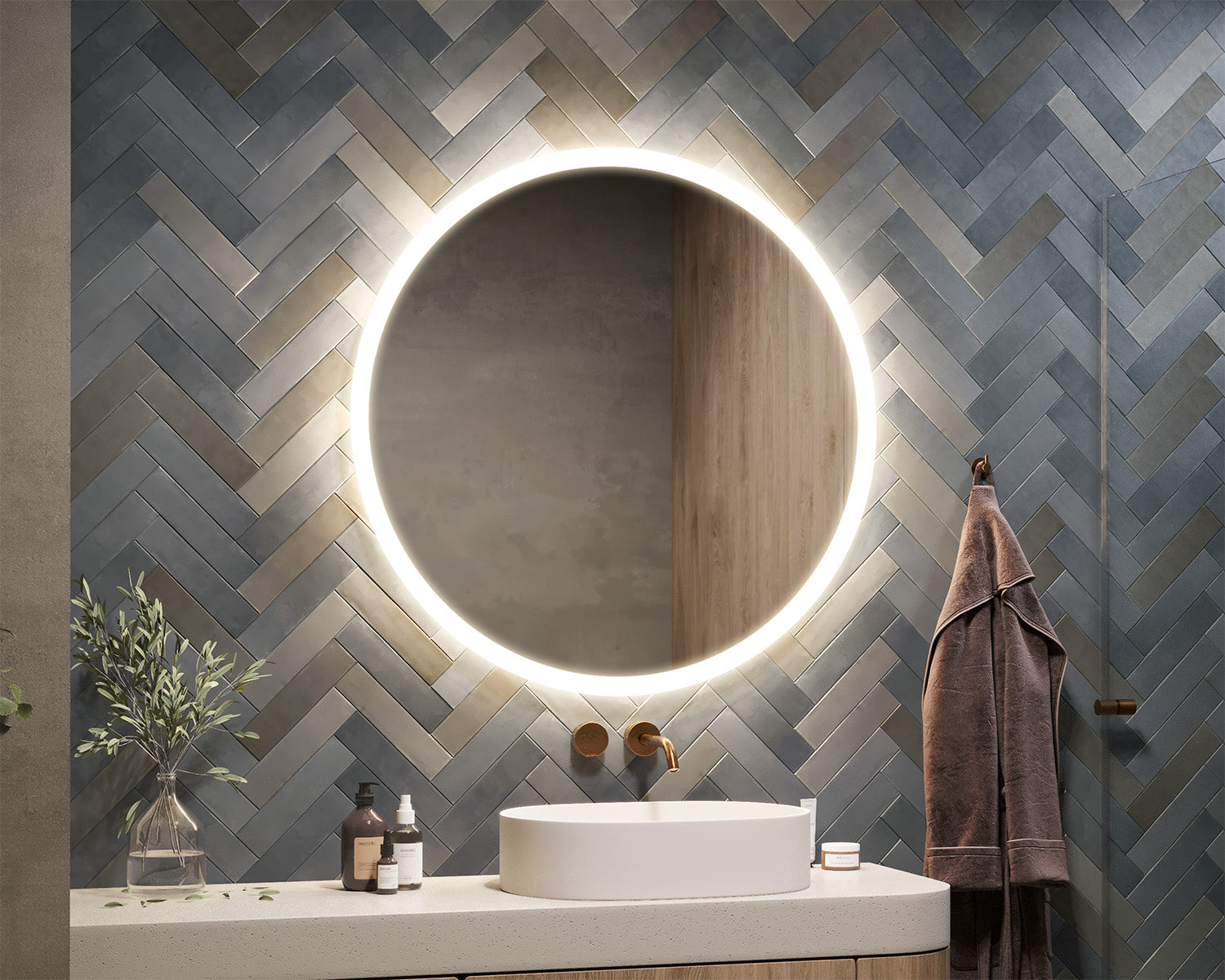 Spatio illuminated mirror