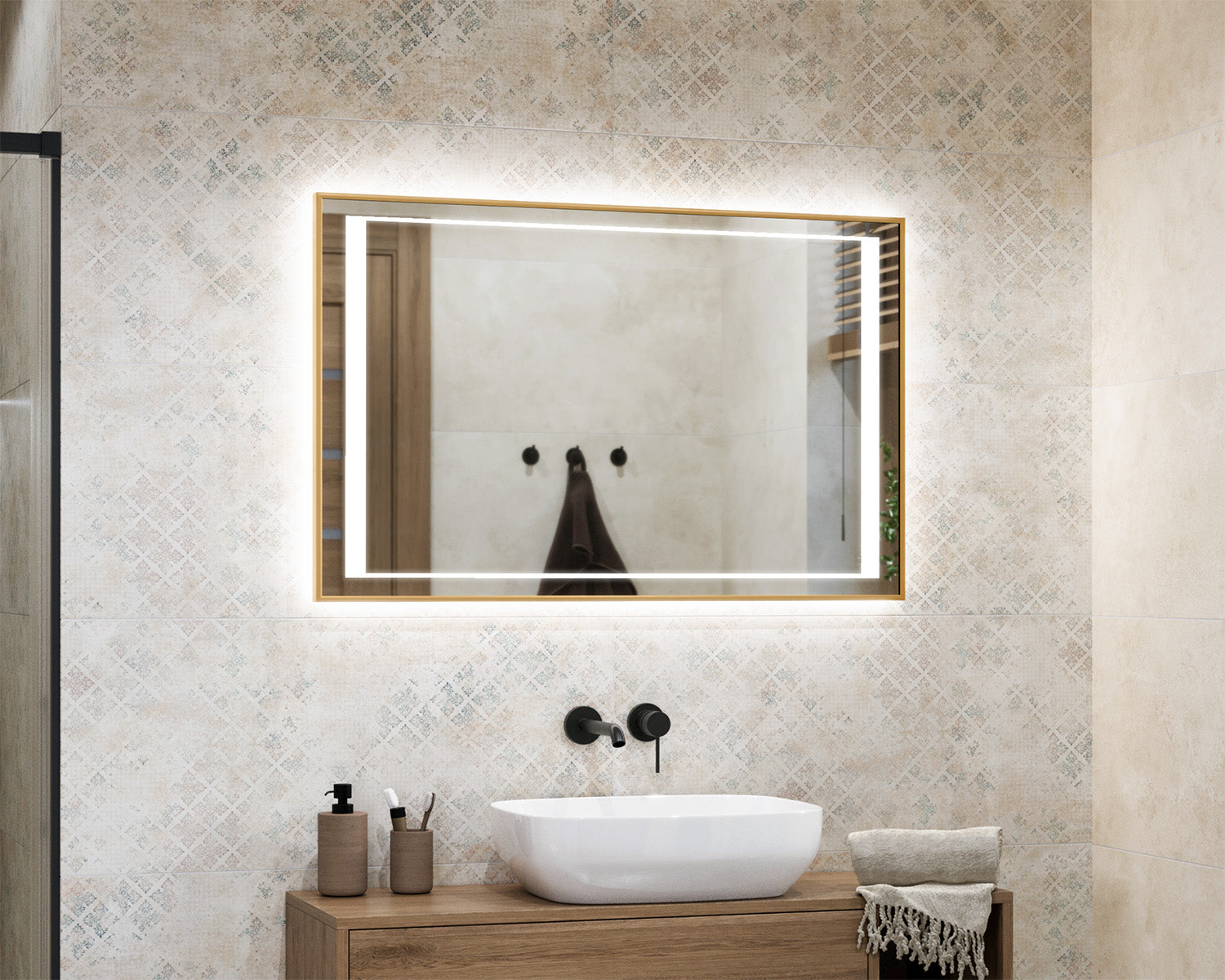 Illuminated mirror in a Vortex aluminum frame